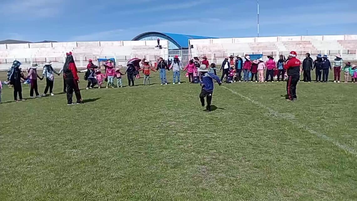 FELIZ NAVIDAD DISTRITO DE  LAYO