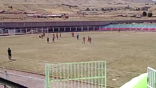 OLAS DE LAYO JUNIOR VS UNSAAC CANAS